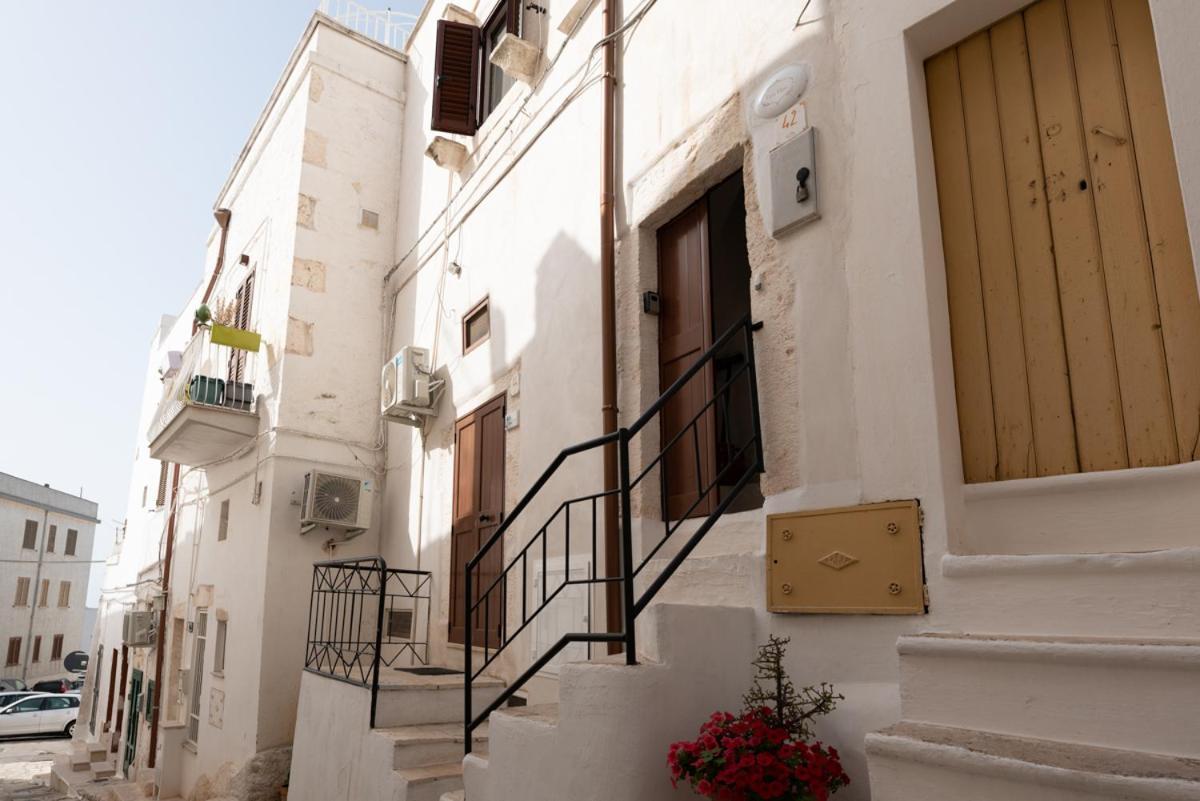 Casa Flanc - Charme Storico Nel Centro Di Ostuni Vila Exterior foto
