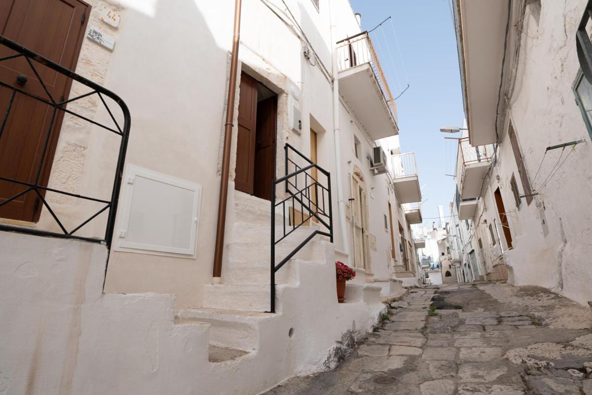Casa Flanc - Charme Storico Nel Centro Di Ostuni Vila Exterior foto